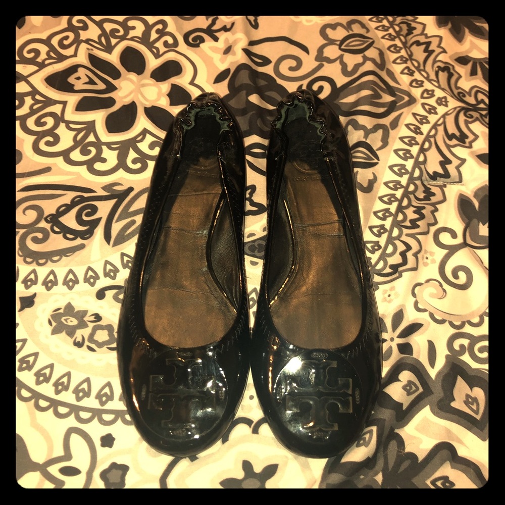 Flats shoes
